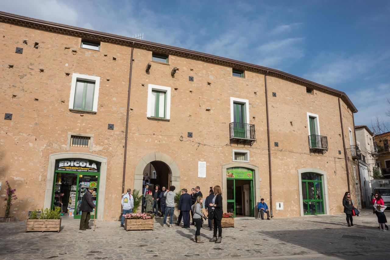 Residenza Palazzo Di Lorenzo Ceraso エクステリア 写真